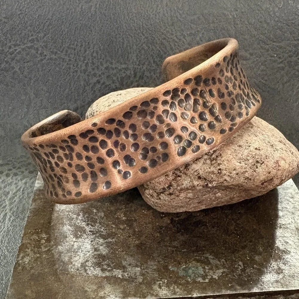 Brutalist Modernist Men's Dimple Hammered Thick Pure Copper Cuff Bracelet Viking - Picture 2 of 9